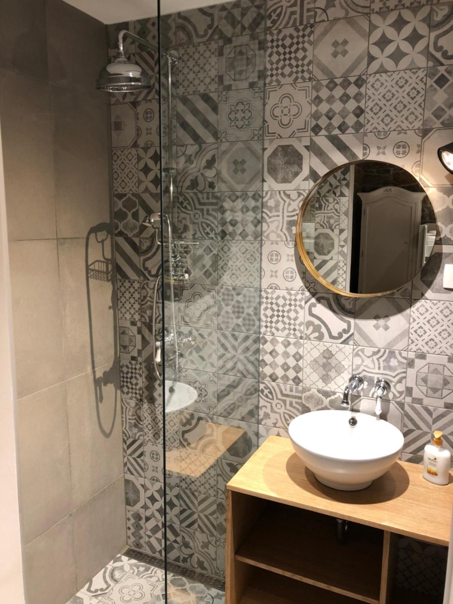 Vila Robida & Spa Črni Kal エクステリア 写真